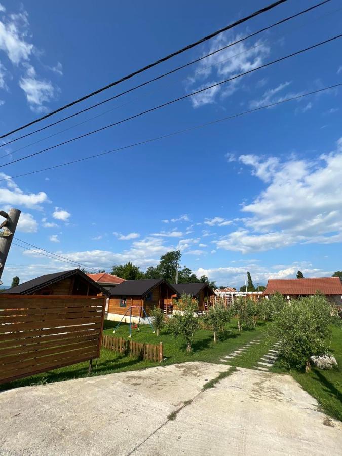 Burzan Bungalovi Podgorica Eksteriør bilde